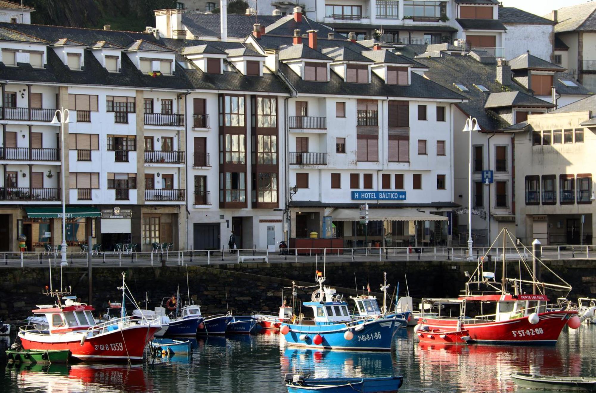 A Bruxo Fonte 8 Pzs 2 Banos Full Reg Vut38509 Appartement Luarca Buitenkant foto